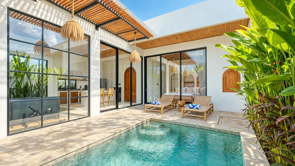 Avasa B7 · Courtyard
